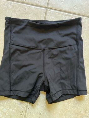 Athleta bike shorts